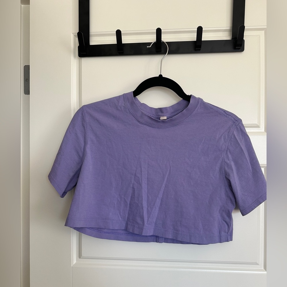 Ladies Lululemon Cropped Tank